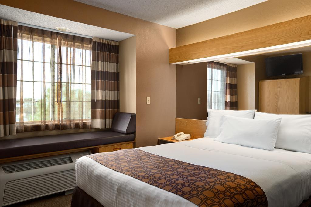 Best Western El Paso Airport Entrada Hotel Exterior foto